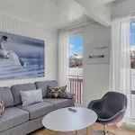 Vesteralen Apartment *