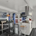 Vesteralen Apartment *