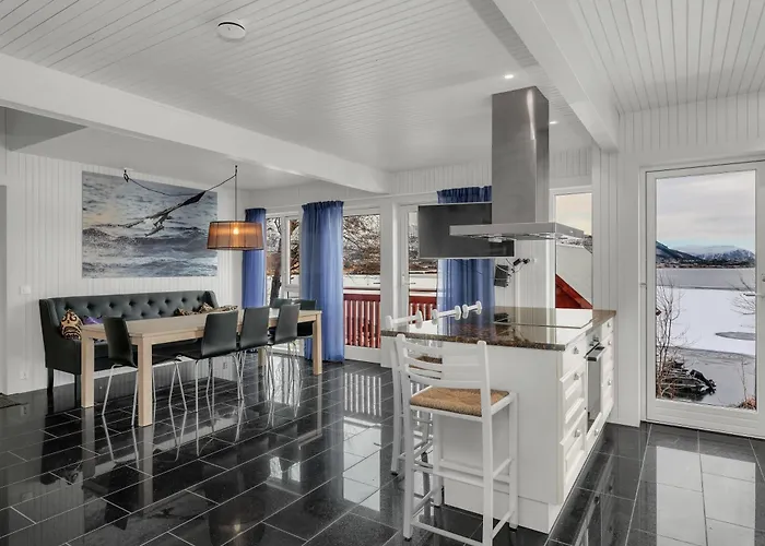 Vesteralen Apartamento *